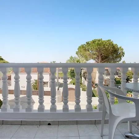 公寓 Paradise Standard 5