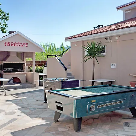 Paradise Standard 5 Apartment *