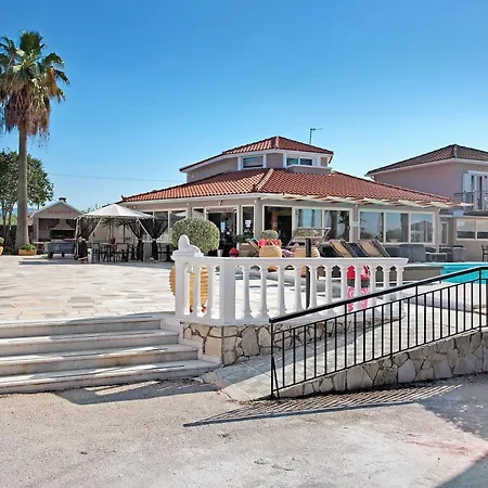 Paradise Standard 5 * Zakynthos Town